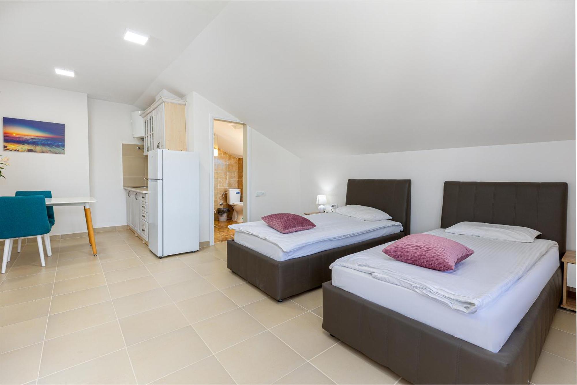Apartments Lustica Radovici Zimmer foto