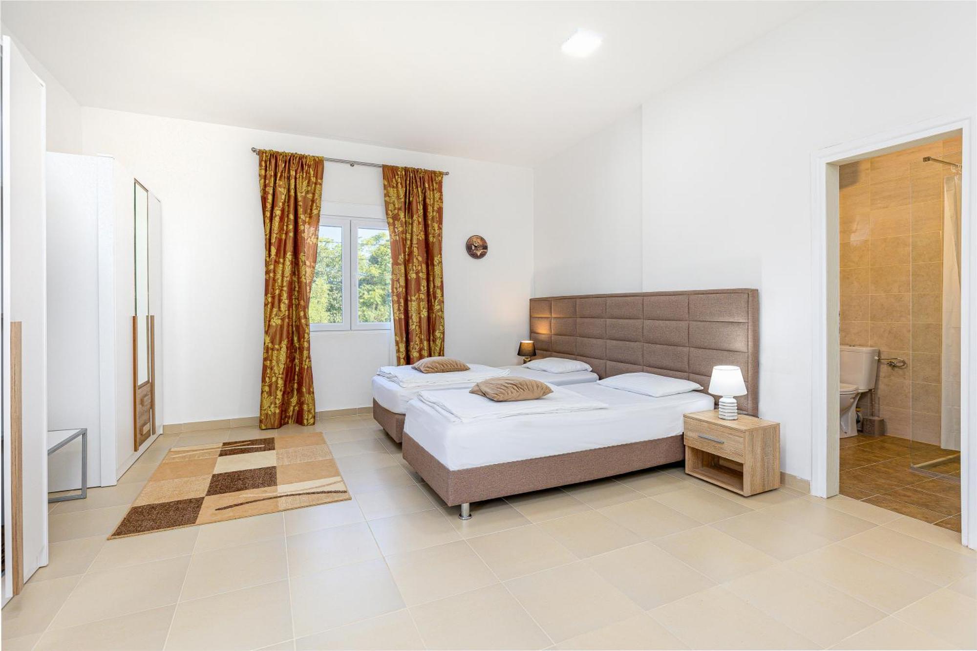 Apartments Lustica Radovici Zimmer foto