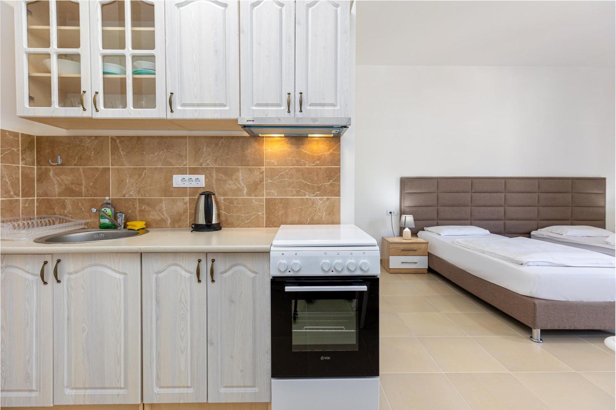 Apartments Lustica Radovici Zimmer foto
